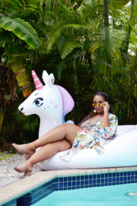 summer ootd, zara kimono, quay x kylie purple honey sunglasses, unicorn float