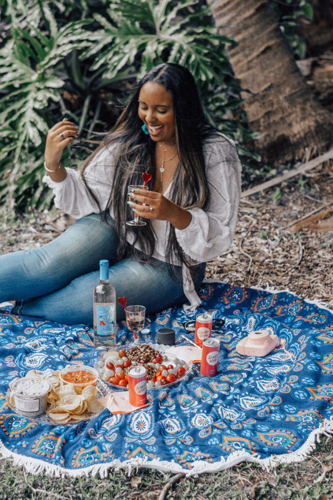 Bougie on a Budget: Having a Picturesque Girls Picnic