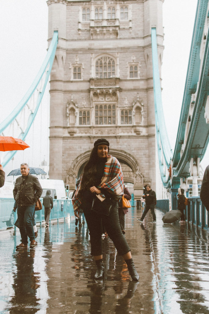 Tower Bridge - London Itinerary | www.fromnubiana.com