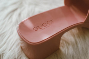 Gucci Pink Women’s rubber slide sandal review