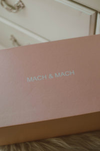 Mach & Mach Crystal Double Bow Pump box